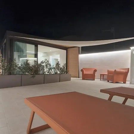 La Terrazza Su Corso Italia Apartment *